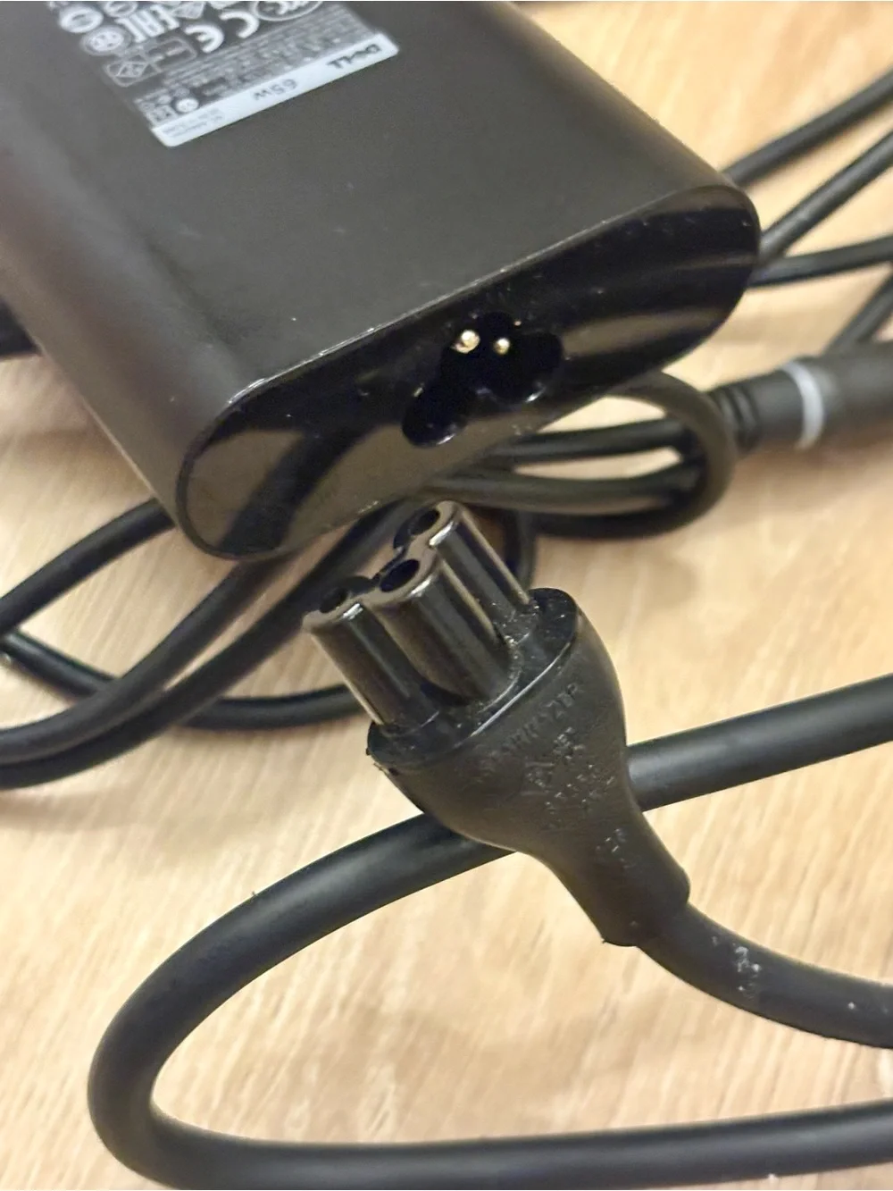 Dell 65W / 19.5V (3.34A) Output AC Power Adapter Model No. HA65NM130